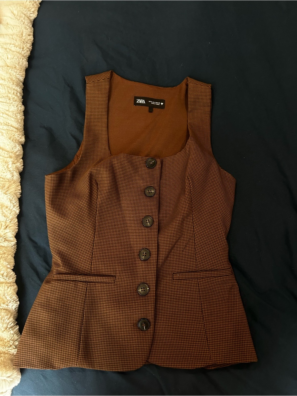 Zara Rust Brown Knit Shell